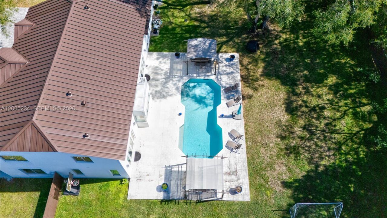 7330 SW 165th St, Palmetto Bay, FL 33157 Photo