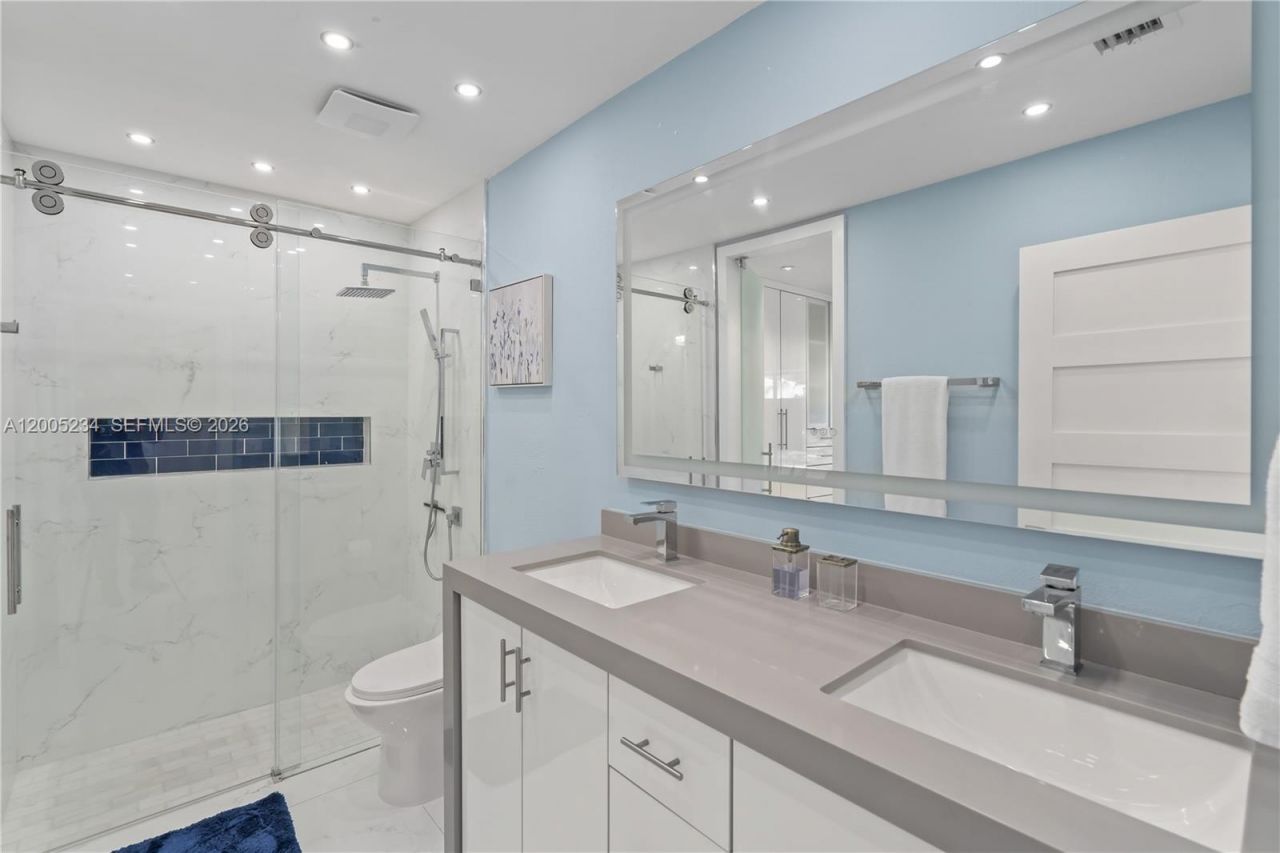 7330 SW 165th St, Palmetto Bay, FL 33157 Photo