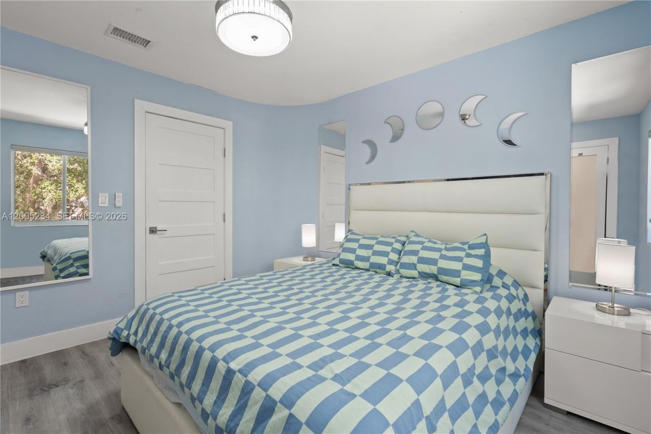 7330 SW 165th St, Palmetto Bay, FL 33157 Photo