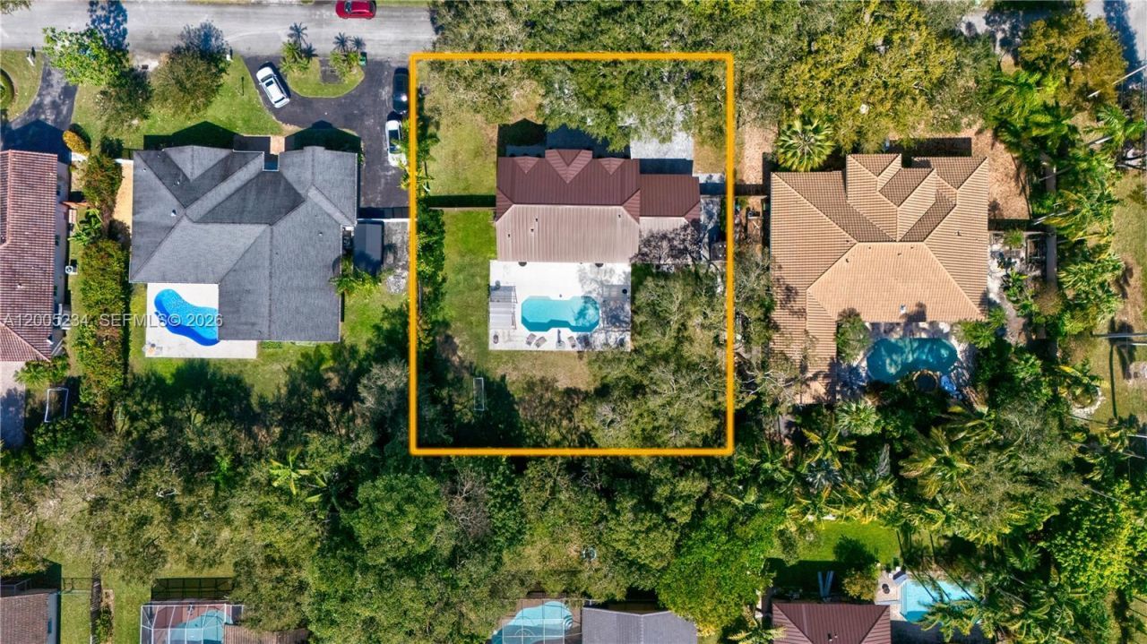 7330 SW 165th St, Palmetto Bay, FL 33157 Photo