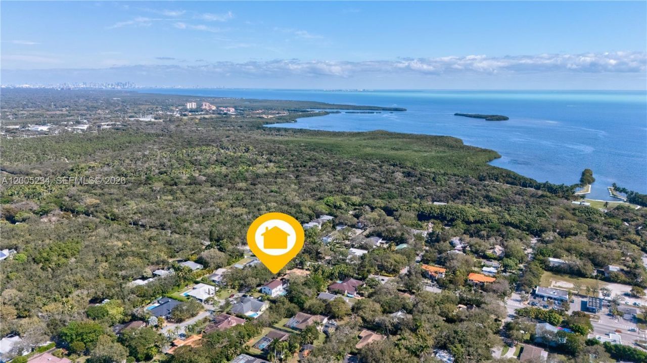 7330 SW 165th St, Palmetto Bay, FL 33157 Photo
