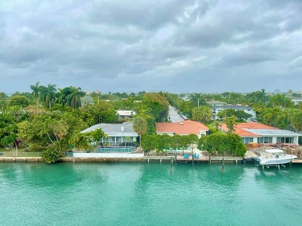 9800 W Bay Harbor Dr , Unit 603, Bay Harbor Islands, FL 33154