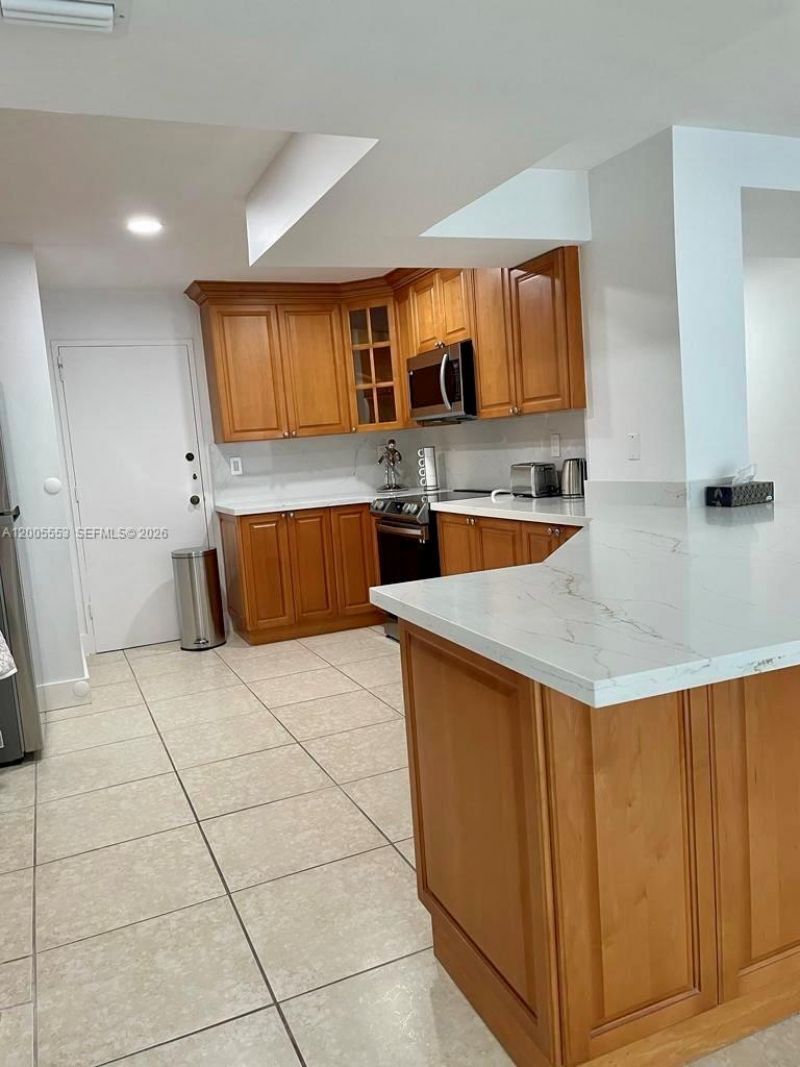 9800 W Bay Harbor Dr , Unit 603, Bay Harbor Islands, FL 33154 Photo