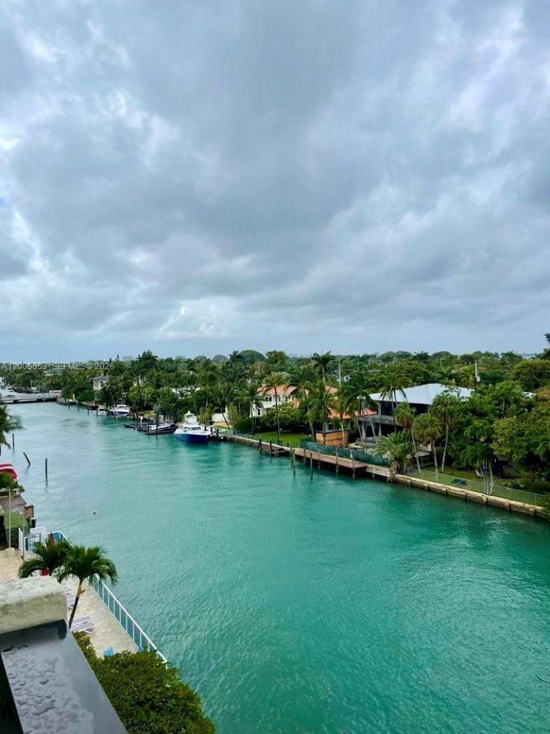 9800 W Bay Harbor Dr , Unit 603, Bay Harbor Islands, FL 33154 Photo