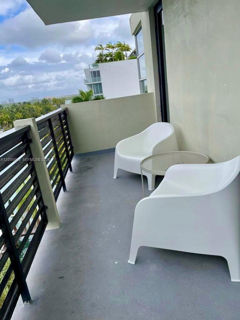 9800 W Bay Harbor Dr , Unit 603, Bay Harbor Islands, FL 33154 Photo