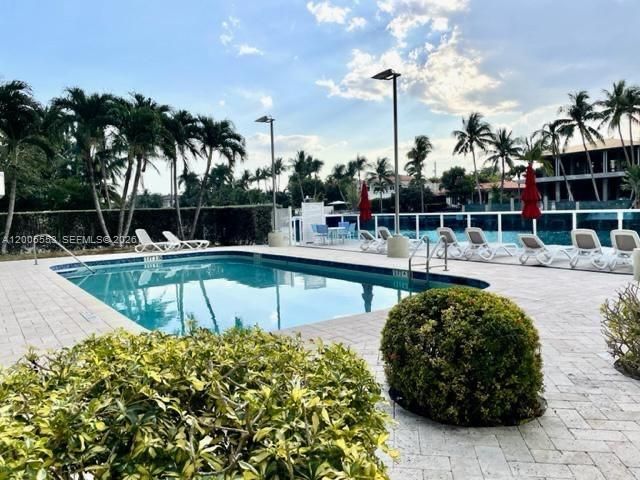 9800 W Bay Harbor Dr , Unit 603, Bay Harbor Islands, FL 33154 Photo