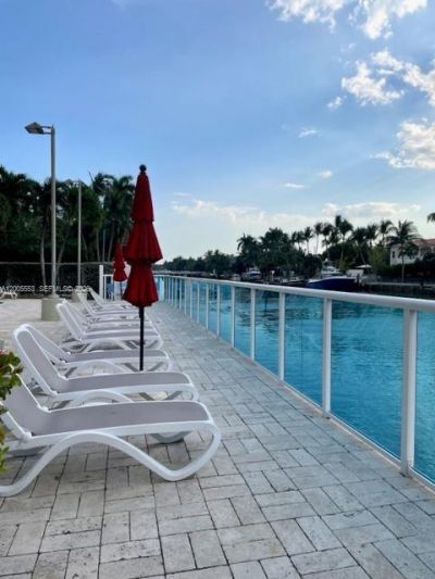 9800 W Bay Harbor Dr , Unit 603, Bay Harbor Islands, FL 33154 Photo