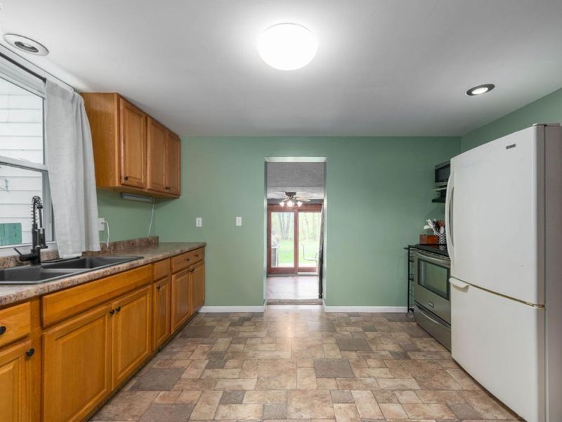 10716 Green, Wakeman, OH 44889 Photo 10