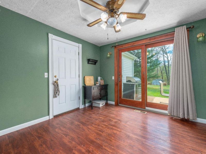 10716 Green, Wakeman, OH 44889 Photo 16