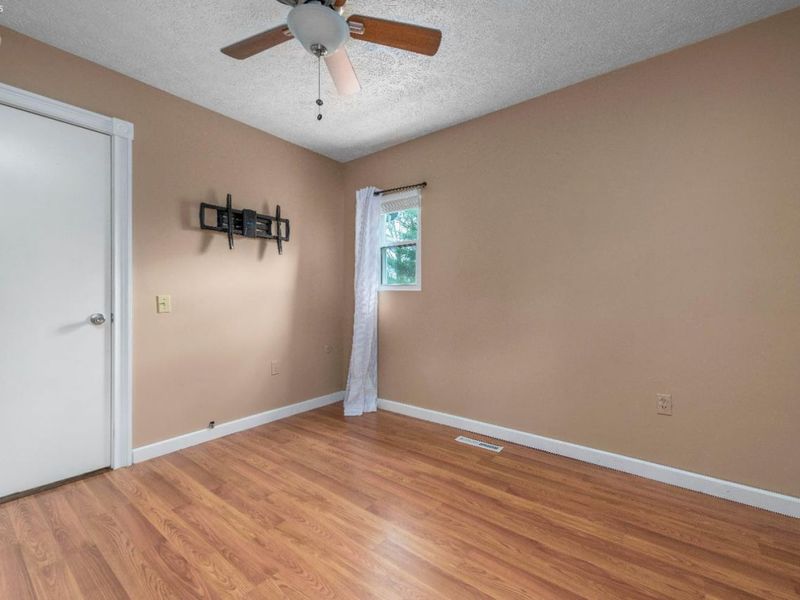 10716 Green, Wakeman, OH 44889 Photo 19