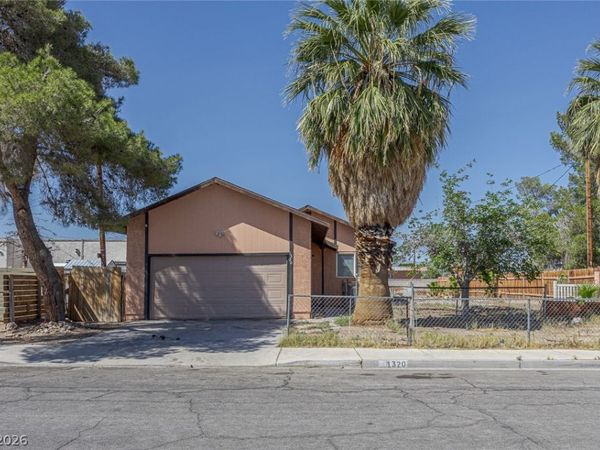 1320 Gold Avenue, Las Vegas, NV 89106