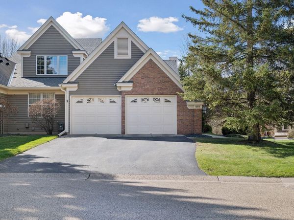 1688 Wexford Way, Woodbury, MN 55125