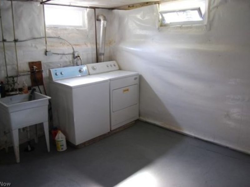 9417 Fernhill Avenue, Parma, OH 44129 Photo 15