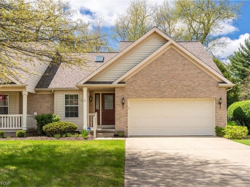 4417 Dalbury Avenue NE, Canton, OH 44714 Photo 2