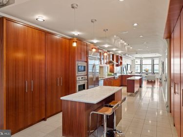 1606 CHESTNUT STREET , Unit 2, PHILADELPHIA, PA 19103