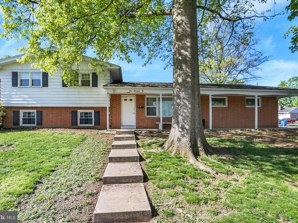 102 FOREST DRIVE, CAMP HILL, PA 17011
