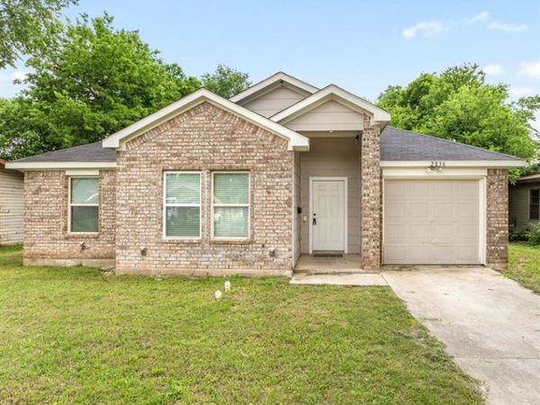 2836 Kilburn Avenue, Dallas, TX 75216