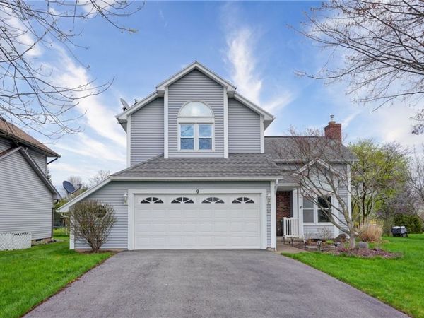 9 White Oak Bend , Rochester, NY 14624