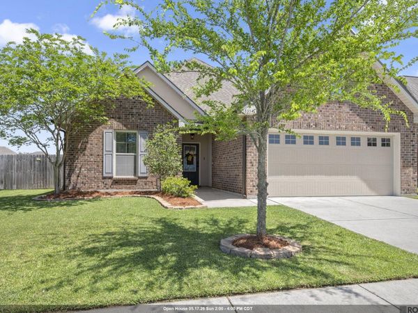18334 Crows Nest Dr, Prairieville, LA 70769
