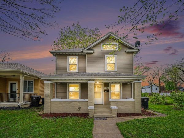 910 Sherman Avenue, South Bend, IN 46616