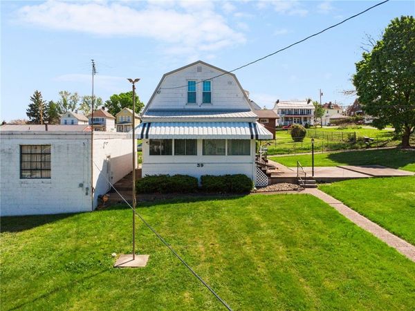 39 John Street , Uniontown, PA 15401