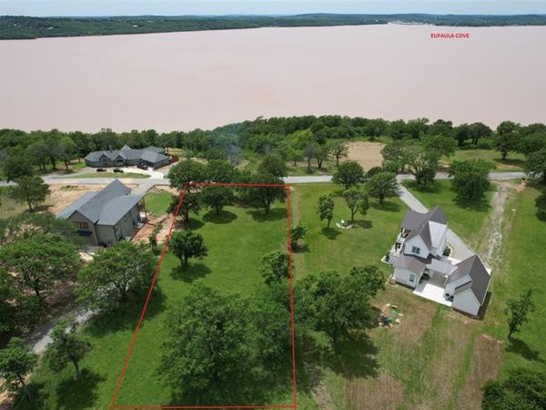 192 Patriot Pointe , Eufaula, OK 74432