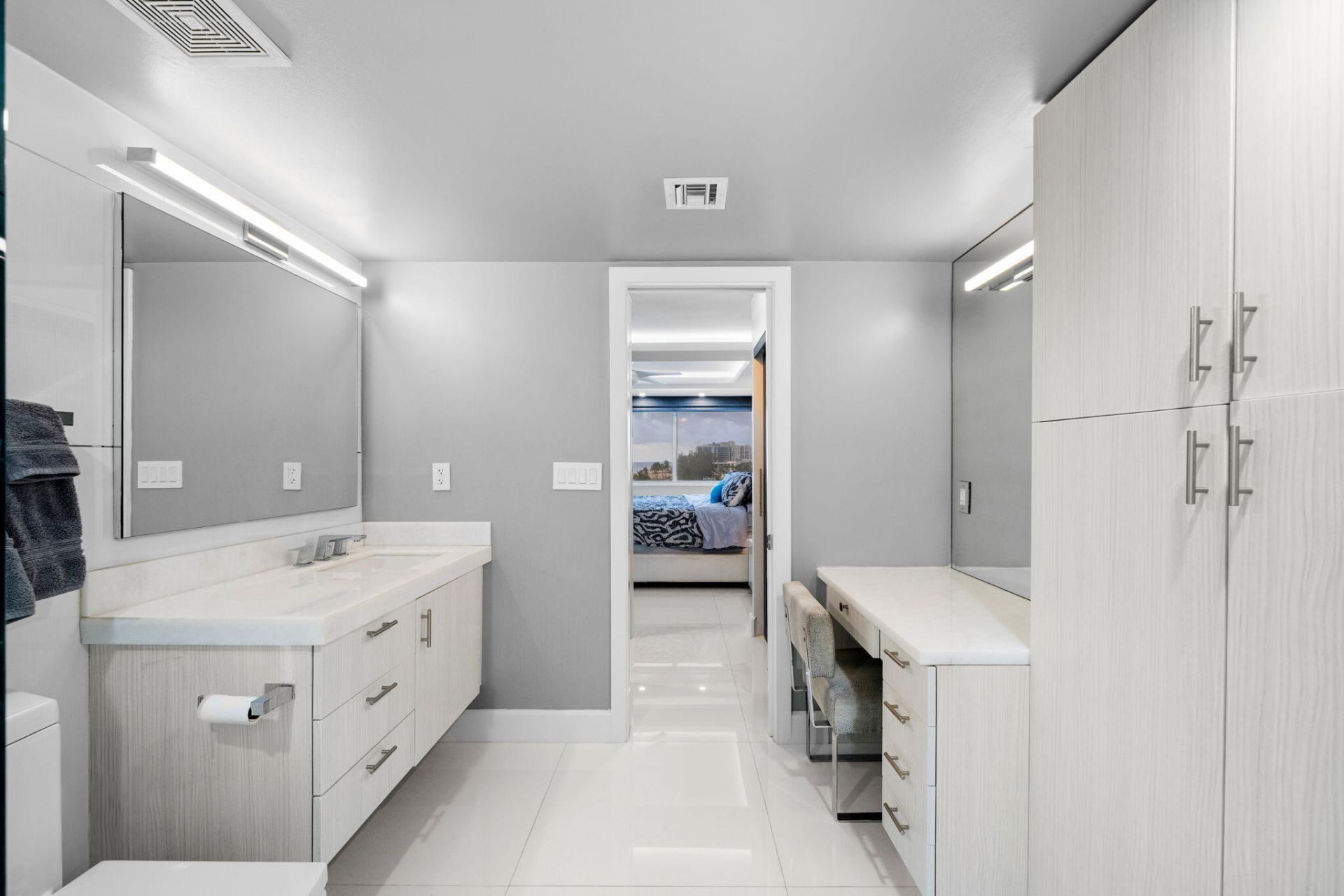 545 S Fort Lauderdale Beach, Unit 701-702, Fort Lauderdale, FL 33316 Photo