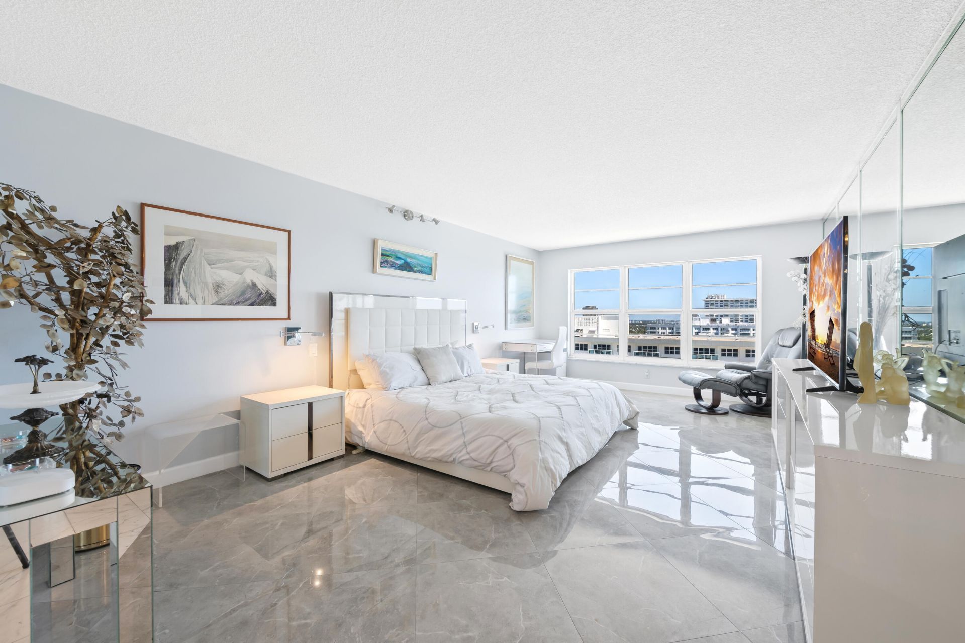 3500 Galt Ocean Drive, Unit 2217, Fort Lauderdale, FL 33308 Photo