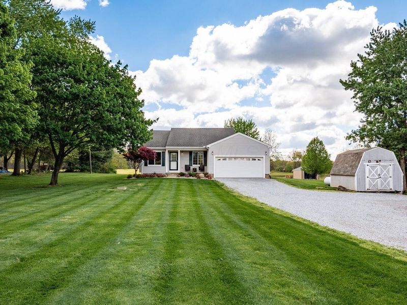 10343 Smoke Road SW, Etna, OH 43062 Photo 1