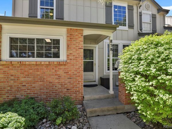 858 S Granby Circle, Aurora, CO 80012