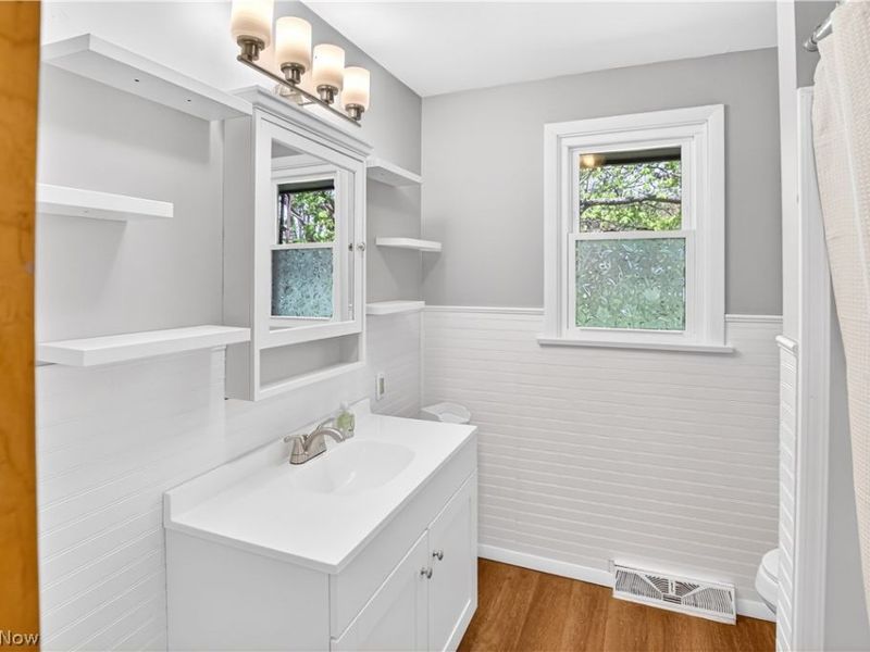 39568 Carol Lane, Elyria, OH 44035 Photo 21