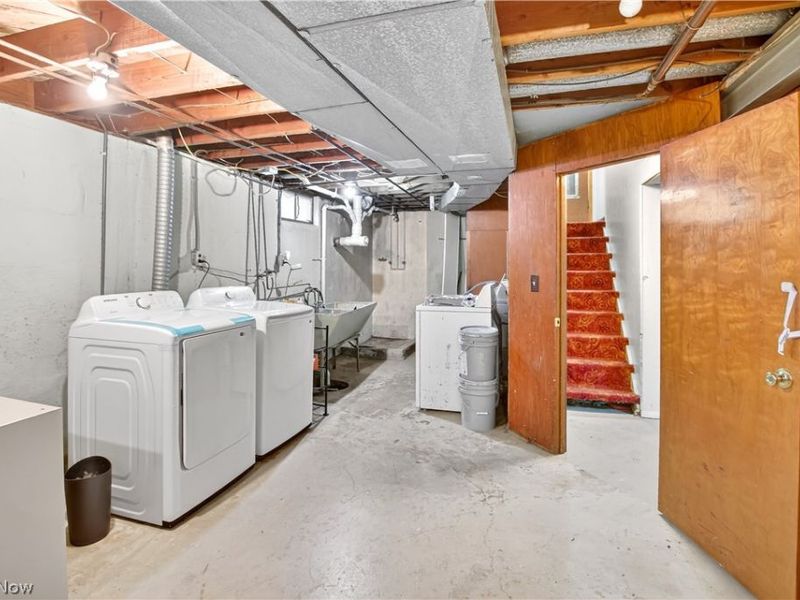 39568 Carol Lane, Elyria, OH 44035 Photo 31