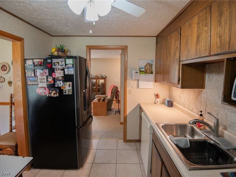 719 Oregon Avenue , Mc Donald, OH 44437 Photo 9