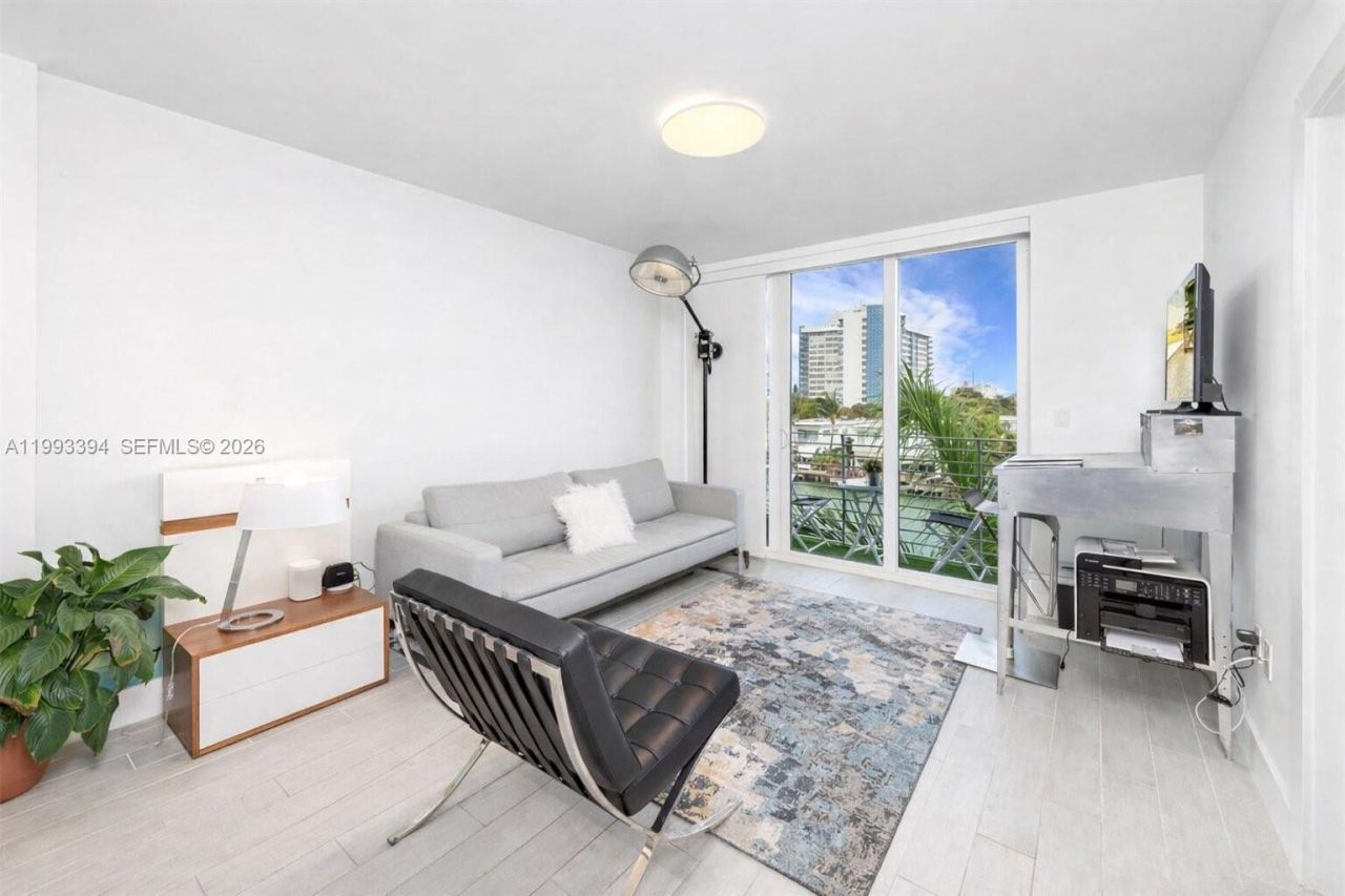 41 N Shore Dr , Miami Beach, FL 33141 Photo