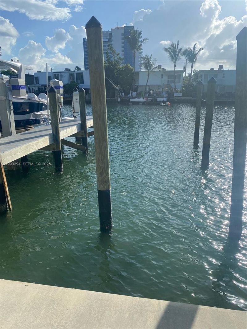 41 N Shore Dr , Miami Beach, FL 33141 Photo