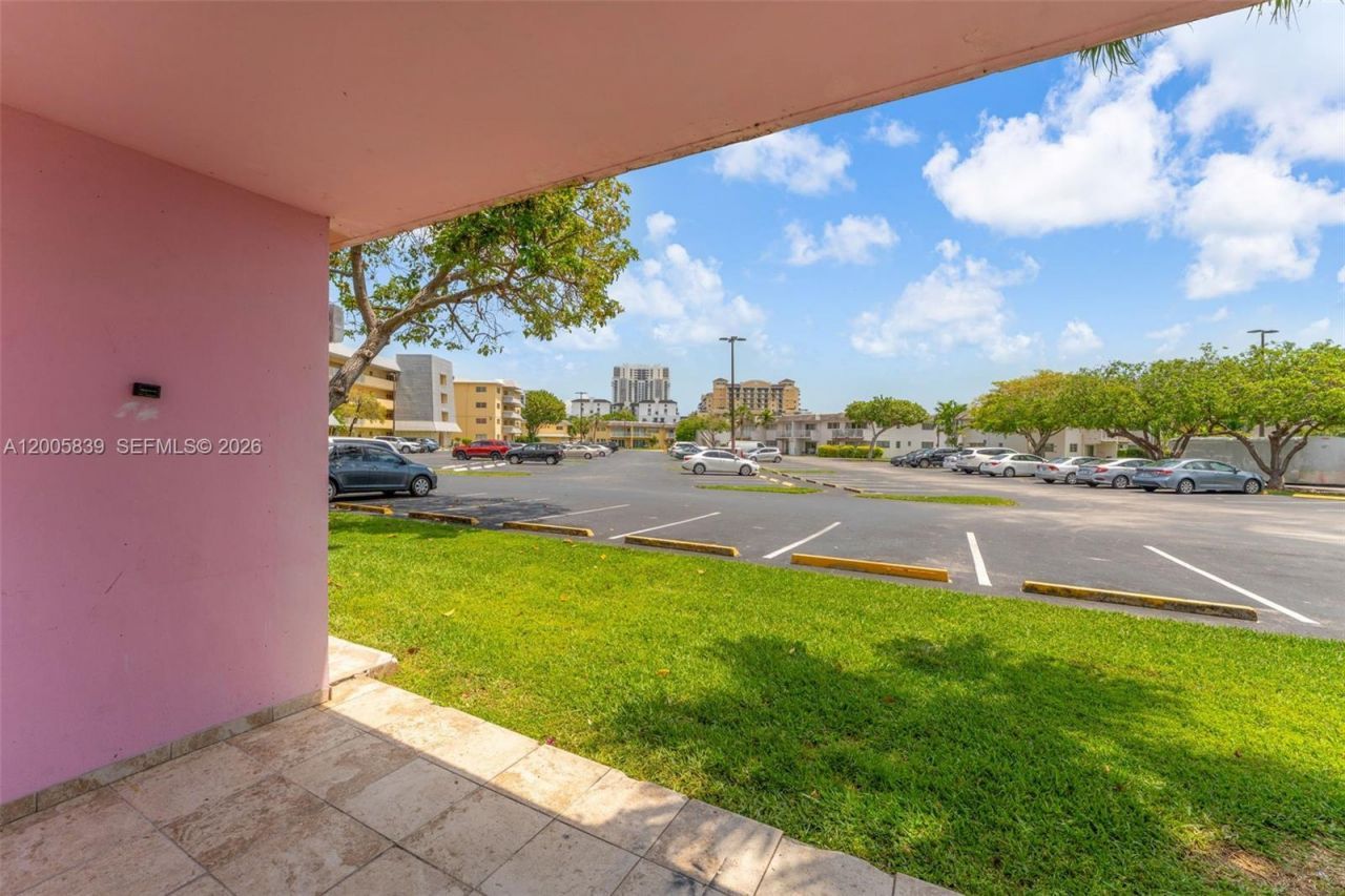 7560 SW 82nd St, Unit G112, Miami, FL 33143 Photo