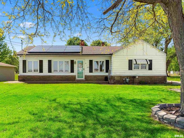 10 S 20TH Avenue, Canton, IL 61520