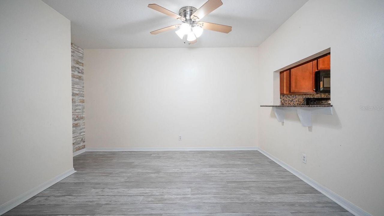 176 Coquina Bay Dr Drive , Saint Petersburg, FL 33705 Photo