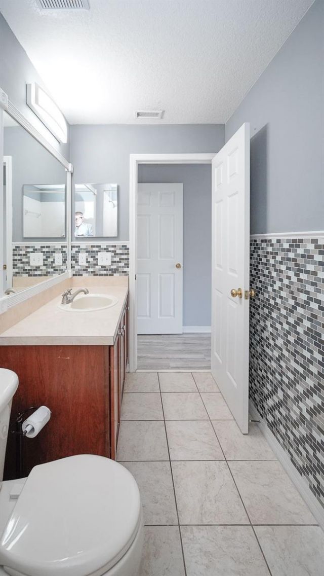 176 Coquina Bay Dr Drive , Saint Petersburg, FL 33705 Photo