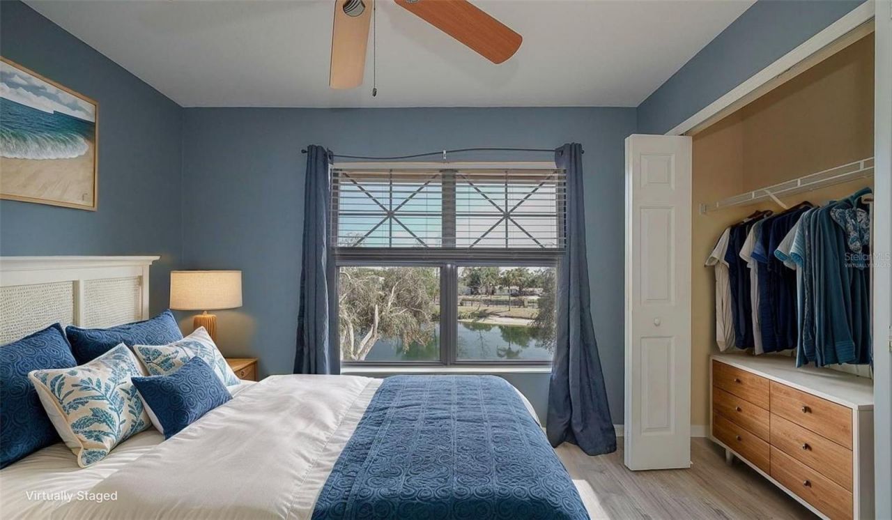 176 Coquina Bay Dr Drive , Saint Petersburg, FL 33705 Photo