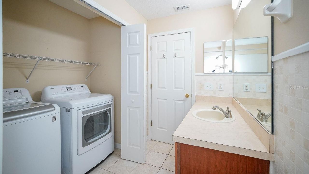 176 Coquina Bay Dr Drive , Saint Petersburg, FL 33705 Photo