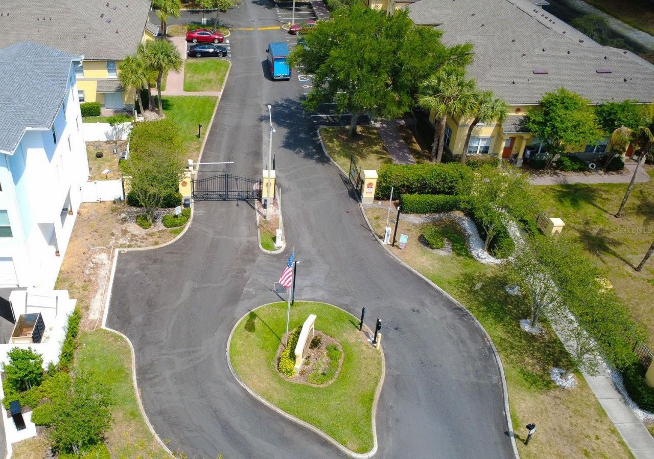 176 Coquina Bay Dr Drive , Saint Petersburg, FL 33705 Photo