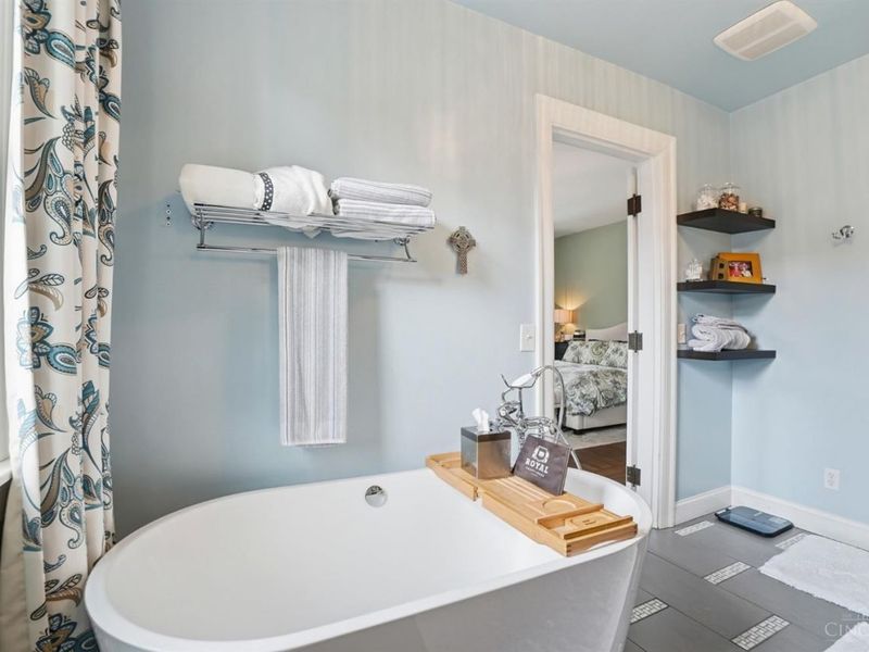 3966 Rose Hill Avenue, Cincinnati, OH 45229 Photo 39