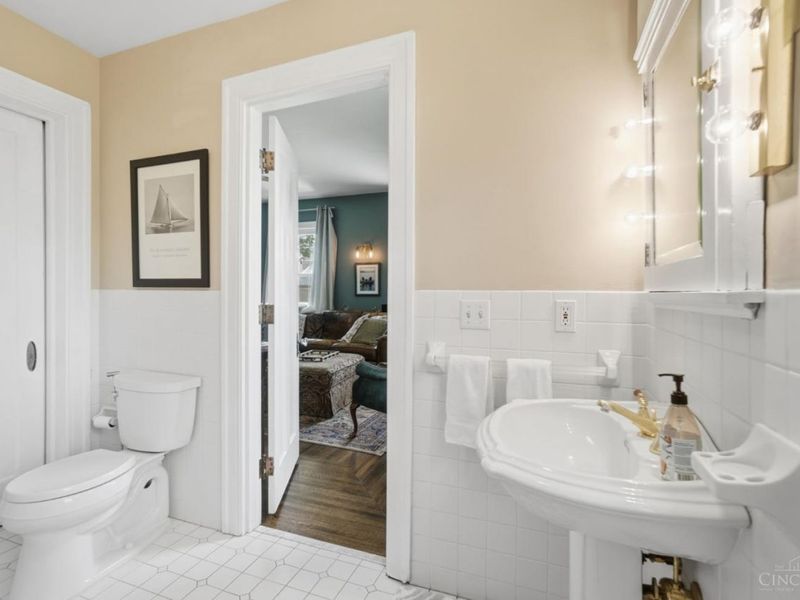 3966 Rose Hill Avenue, Cincinnati, OH 45229 Photo 50