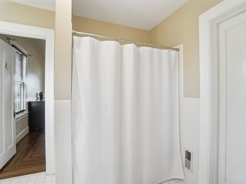 3966 Rose Hill Avenue, Cincinnati, OH 45229 Photo 51