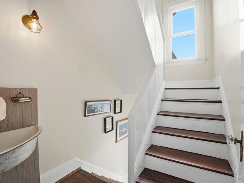 3966 Rose Hill Avenue, Cincinnati, OH 45229 Photo 55