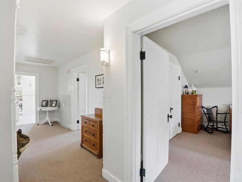 3966 Rose Hill Avenue, Cincinnati, OH 45229 Photo 56