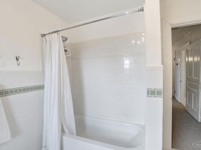 3966 Rose Hill Avenue, Cincinnati, OH 45229 Photo 61