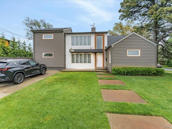 536 Oxford Road , Cedarhurst, NY 11516