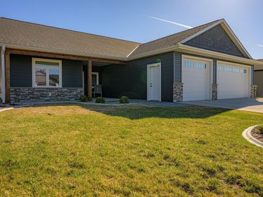 166 Eau Claire Avenue SE, Hutchinson, MN 55350